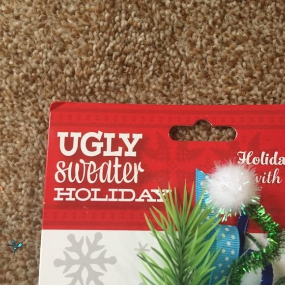 UGLY Sweater Holiday Corsage Pin Clip - Picture 3 of 4